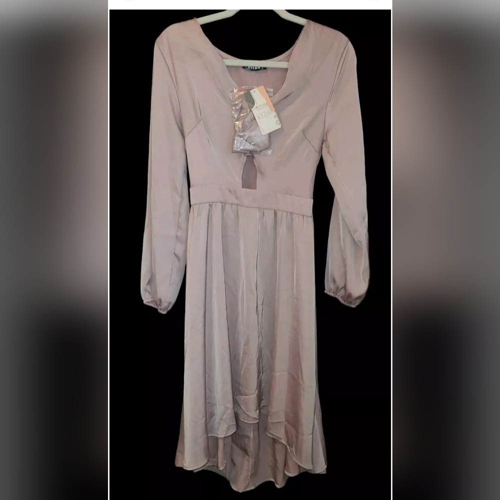 NEW! BTFBM Dress Womens Small Midi Knee Length Puff Sleeve Keyhole Dress ROSE